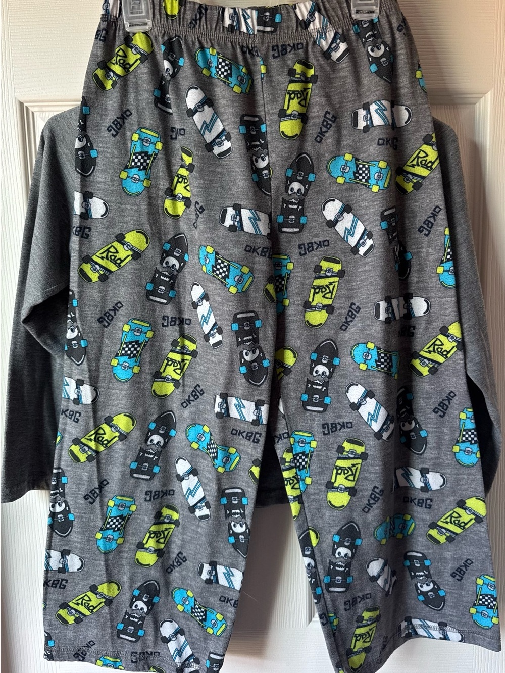 OshKosh B'gosh Grey Pajama Bottoms with Blue & Green Skateboards